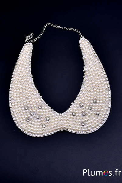 Collier col - en perles - blanc crème